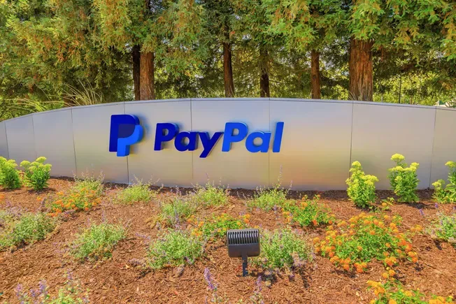 Midsize business use of PayPal, Zelle dipped, Citizens says