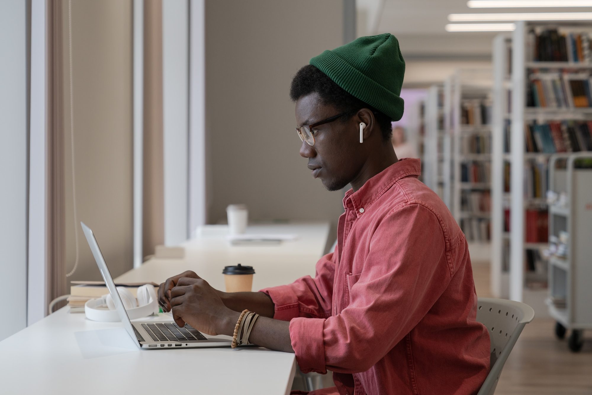 7 Essential Features of an Effective Company Training Program