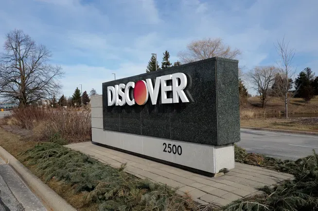 Capital One cuts Discover workers