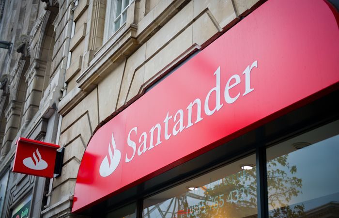 Santander delays results and criticises FCA on car loans compensation – Mortgage Strategy