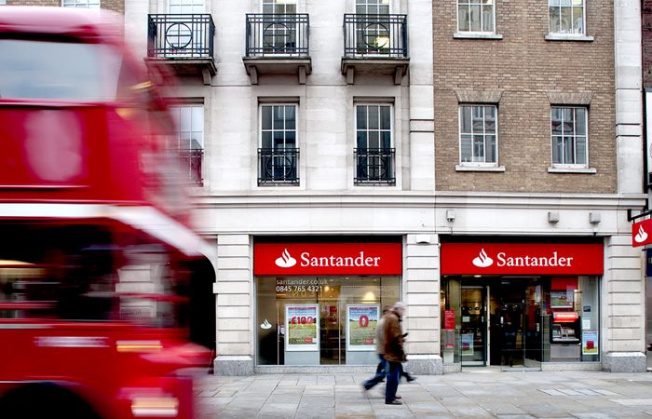 Older first-time buyers continue to rise: Santander – Mortgage Strategy