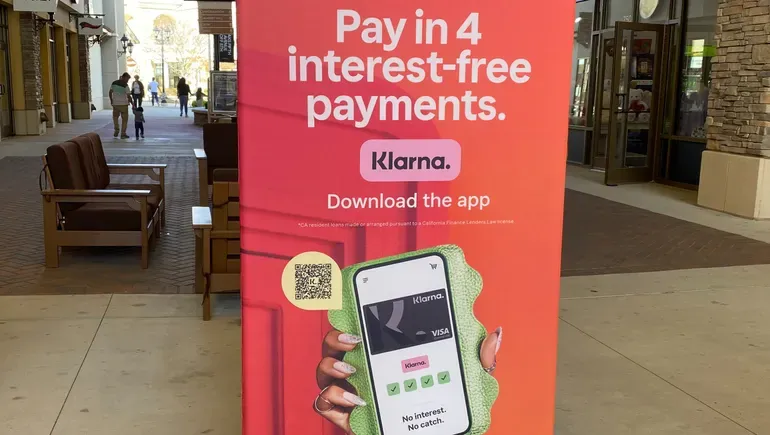 Klarna, Shift4 embrace stablecoins | Payments Dive