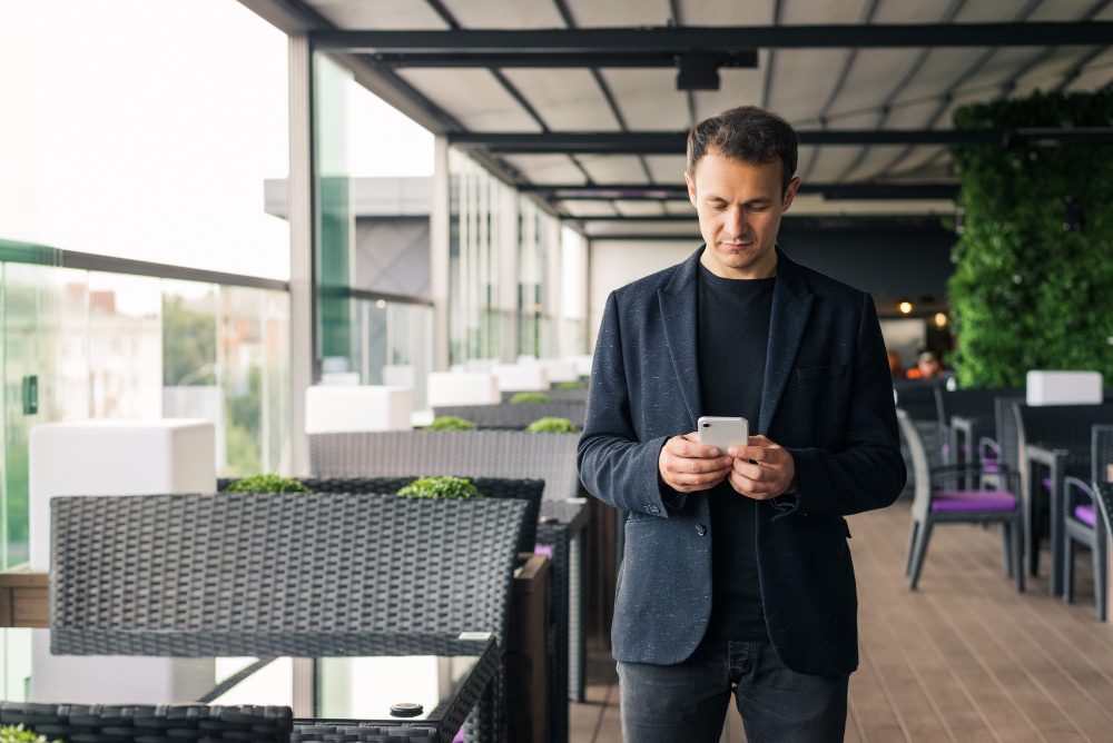 How to get a business landline number for your mobile