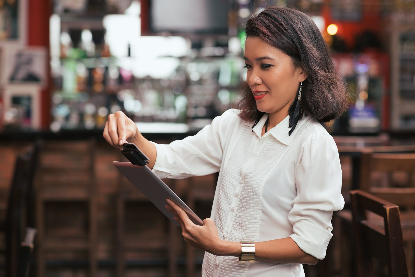 Illinois Swipe Fee Law Delayed for at Least Another Year